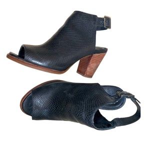 UGG peep toe black leather heels women’s size 8